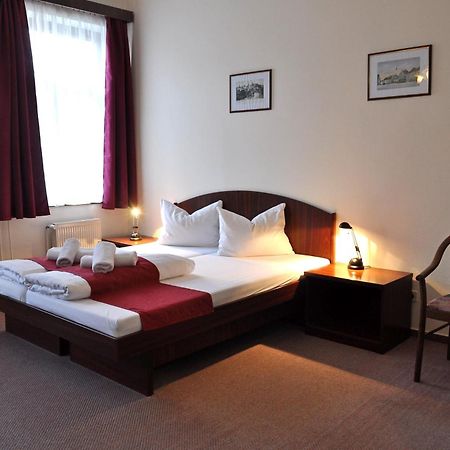 Hotel U Bílého koně Loket Chambre photo