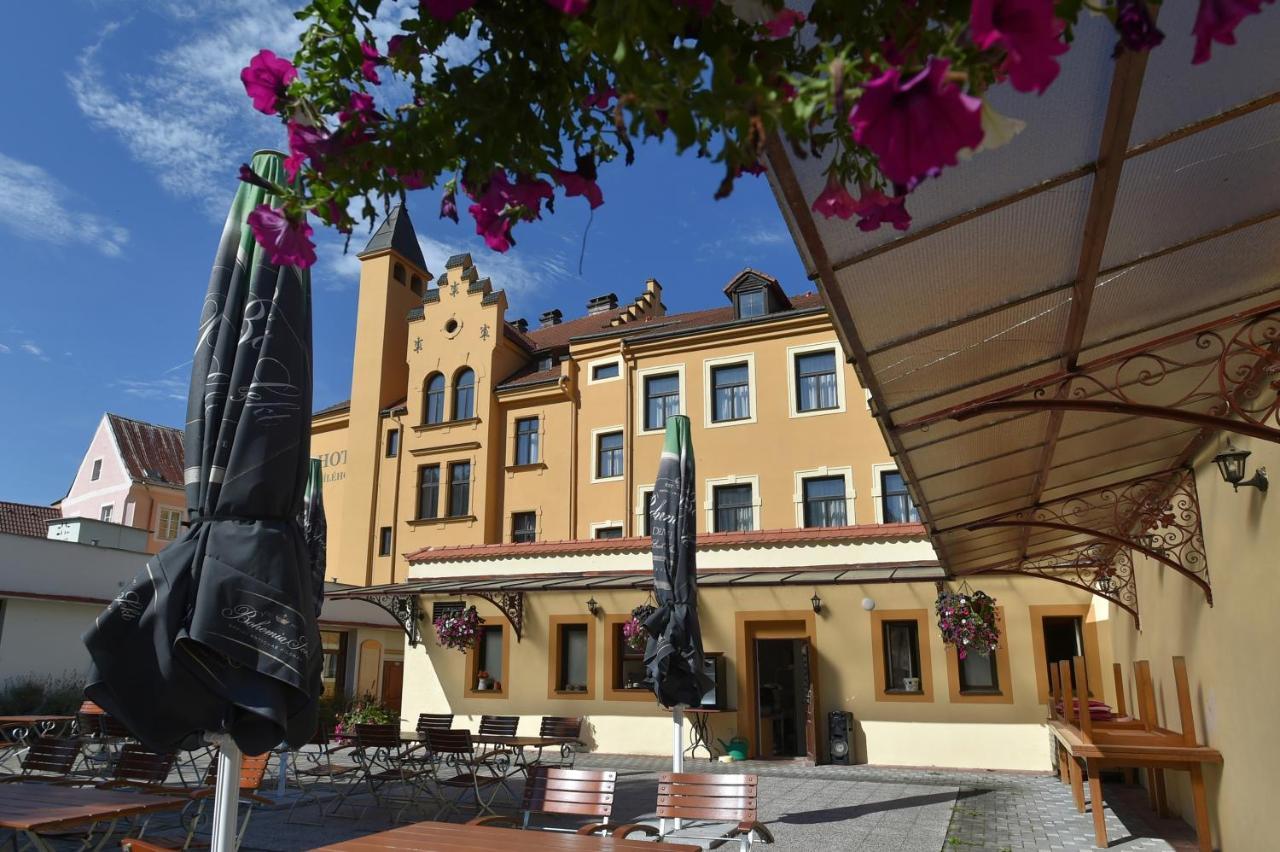 Hotel U Bílého koně Loket Extérieur photo